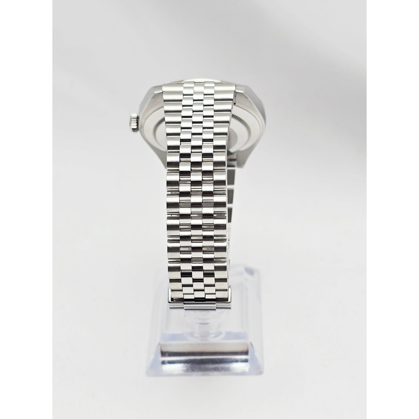 Rolex DateJust 41mm Wimbledon Roman Dial Swiss Stainless Jubilee 126300 Watch