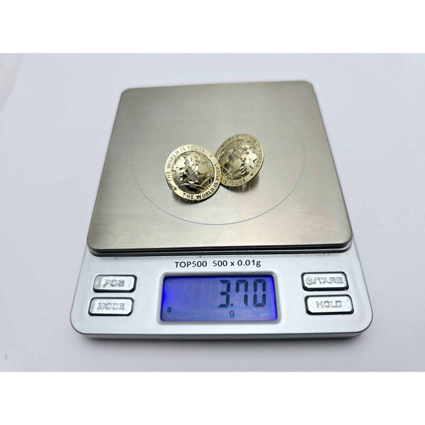 10K Yellow Gold The World is Yours Round Stud Earrings