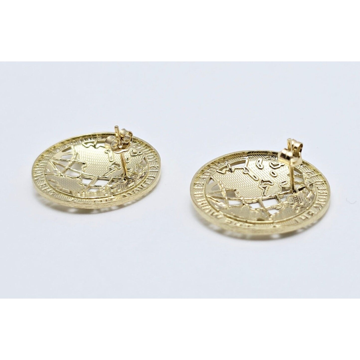 10K Yellow Gold The World is Yours Round Stud Earrings