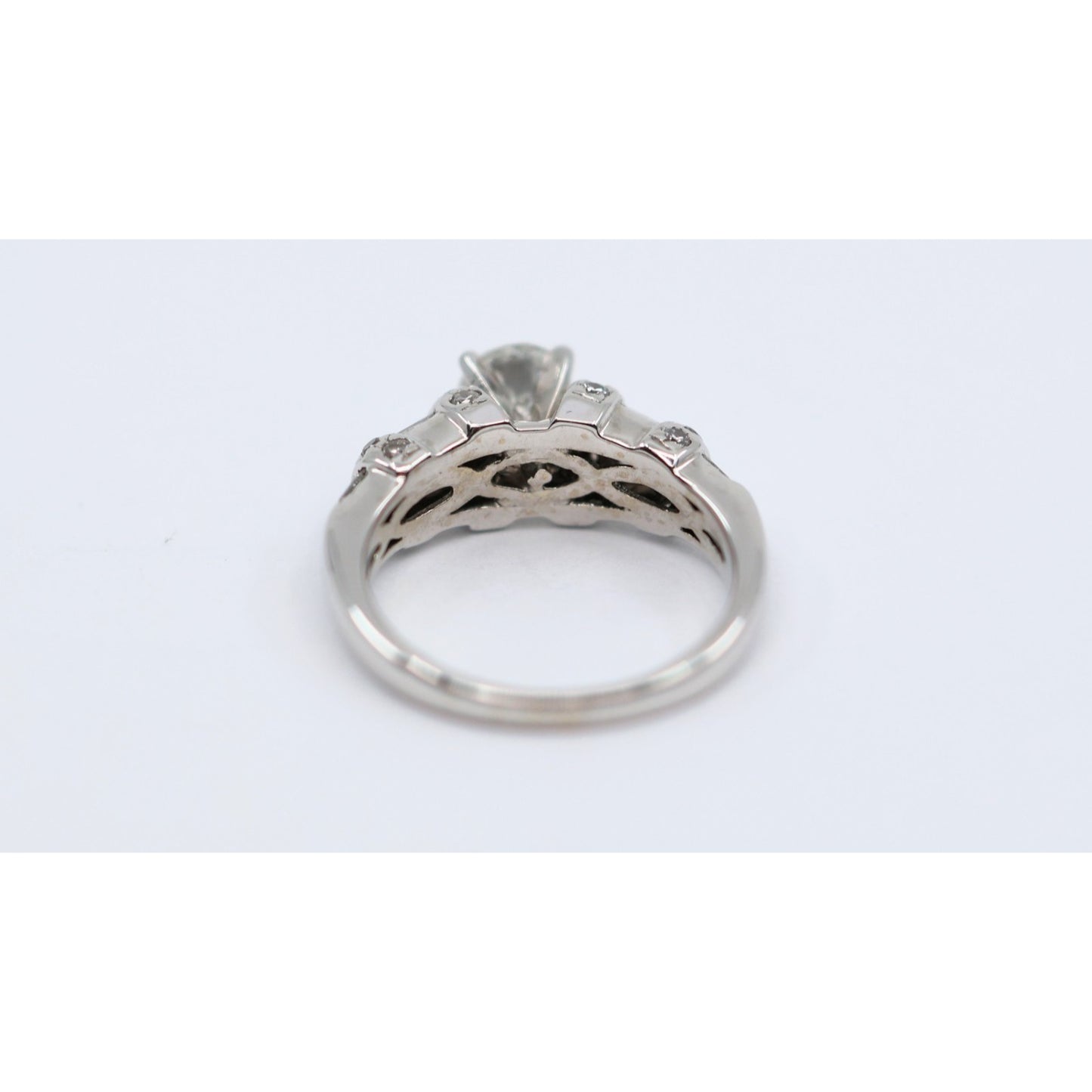 14K White Gold Ladies Round Diamond Engagement Ring