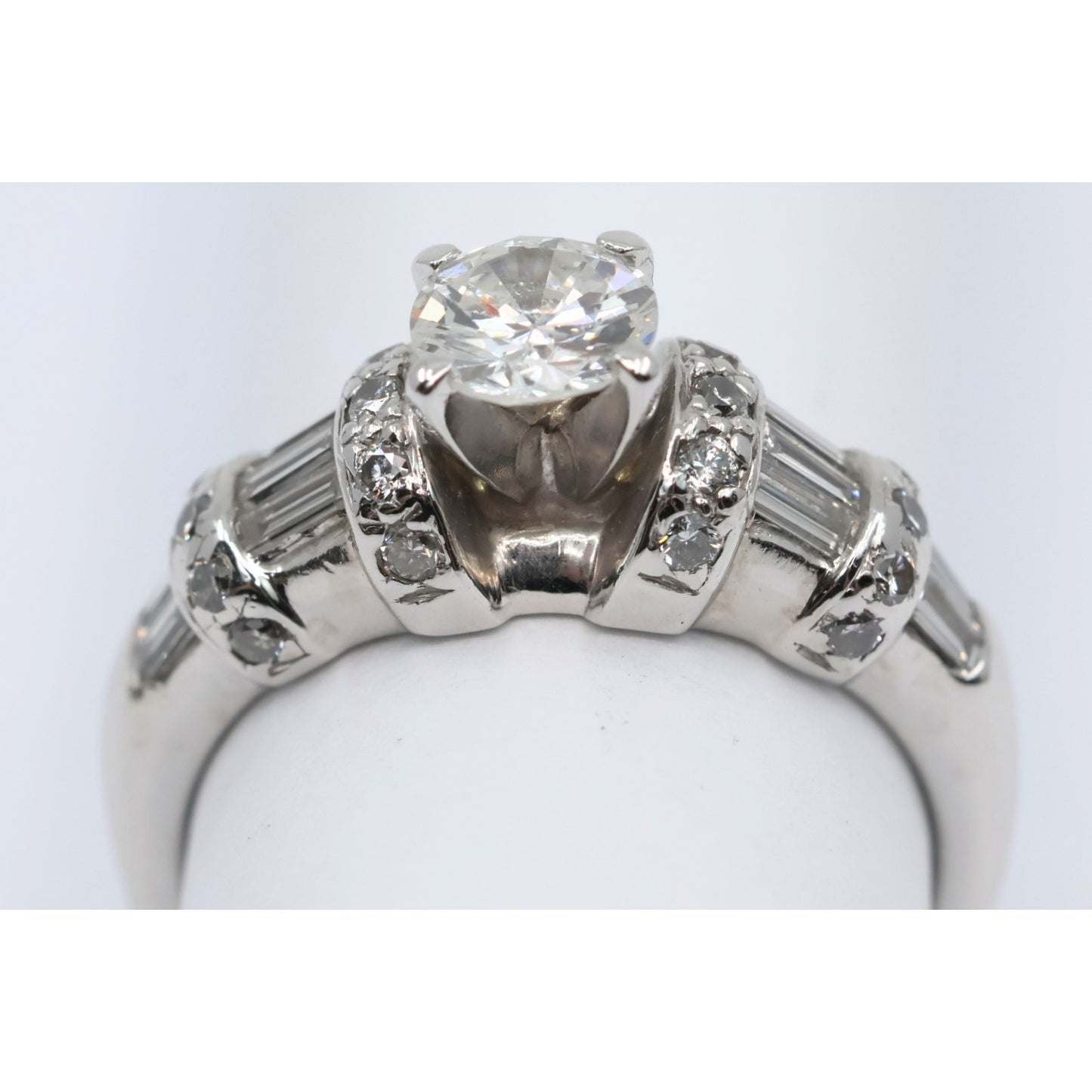 14K White Gold Ladies Round Diamond Engagement Ring