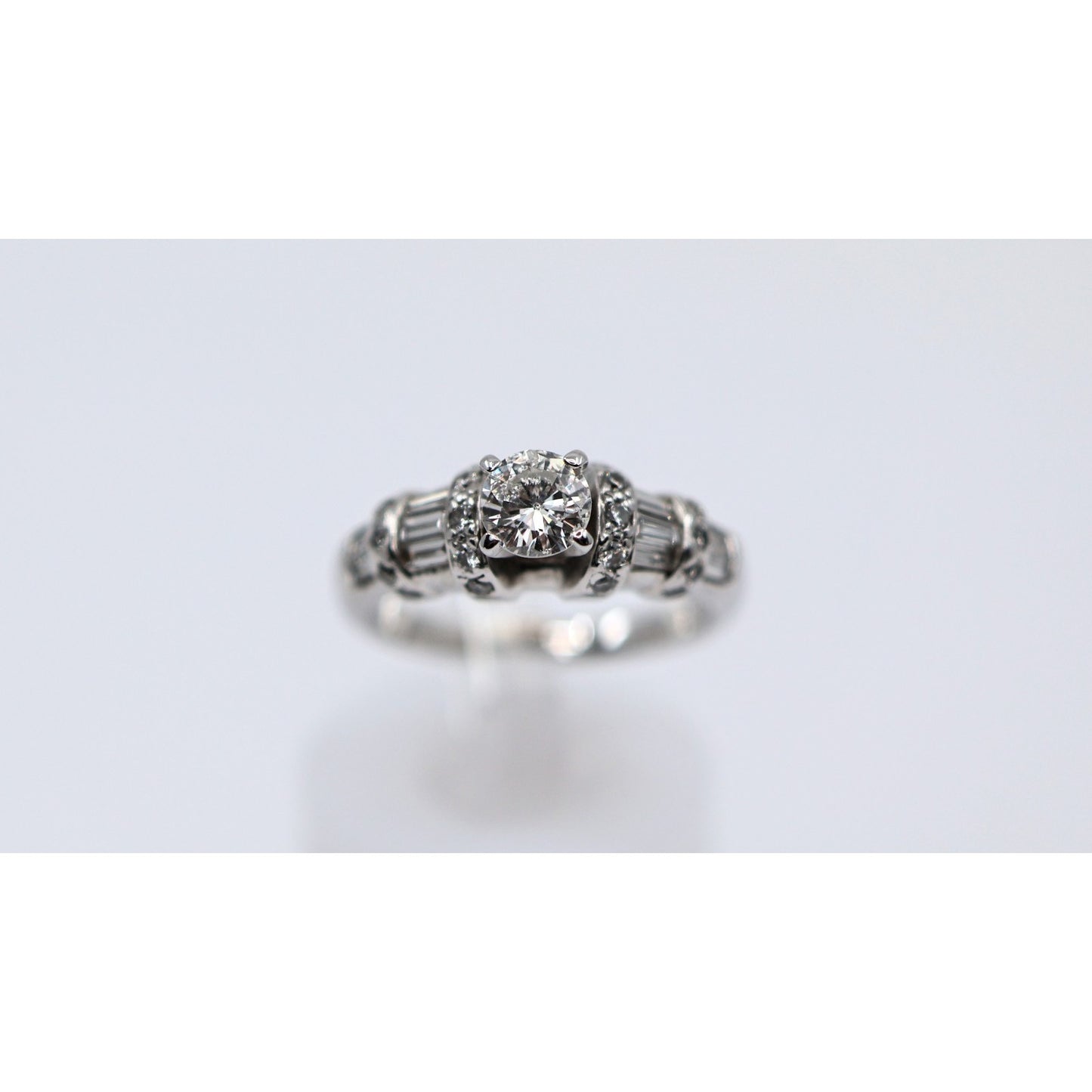 14K White Gold Ladies Round Diamond Engagement Ring