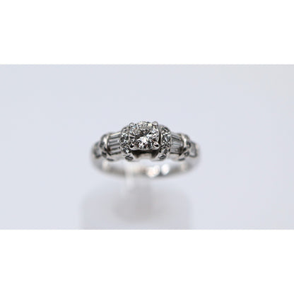 14K White Gold Ladies Round Diamond Engagement Ring