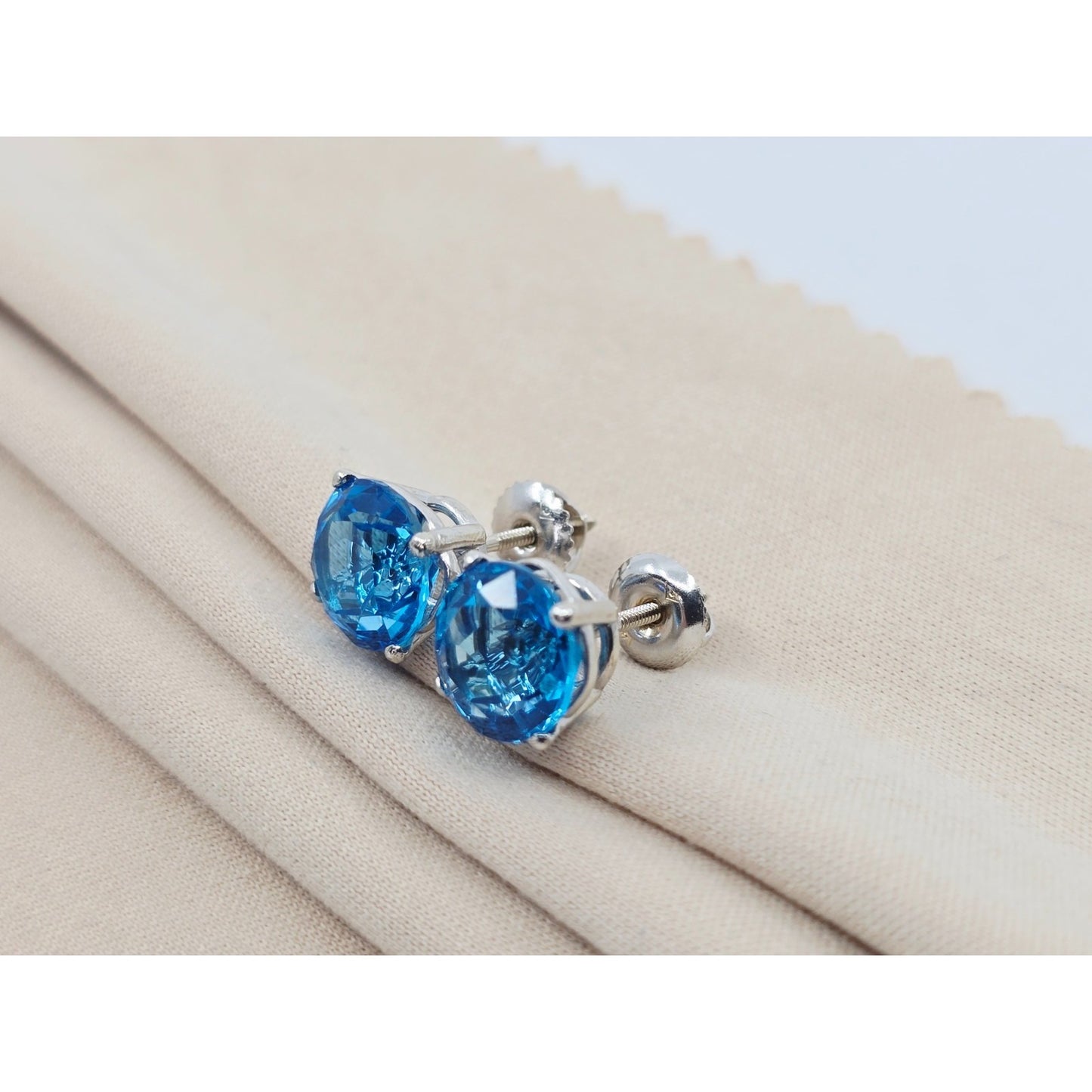 14K White Gold Round Blue Topaz Stud Earrings