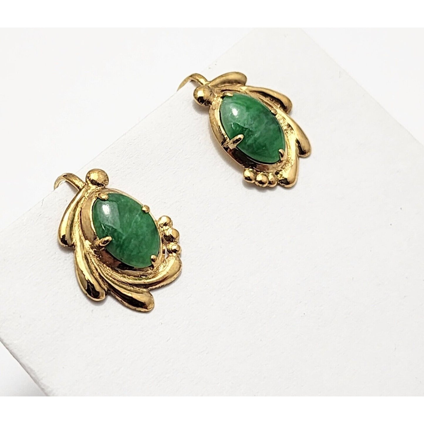 14K Yellow Gold Hinged Screw Back Non-Pierced Jade Jadeite Earrings