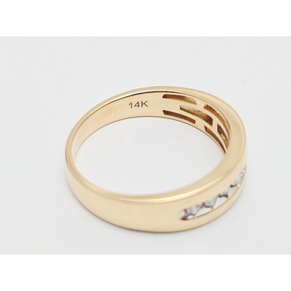 14K Yellow Gold Single Row Diamond Wedding Band Ring