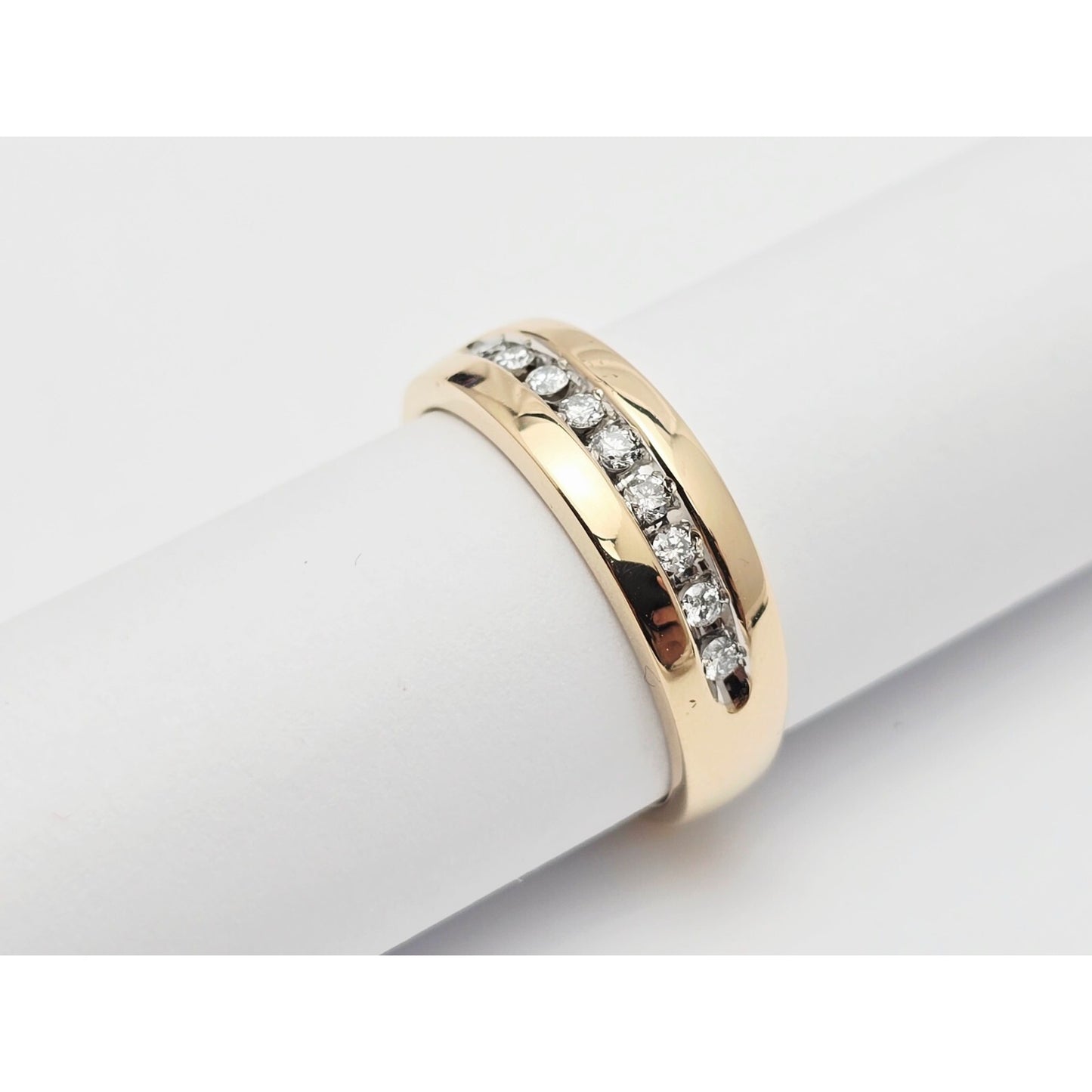 14K Yellow Gold Single Row Diamond Wedding Band Ring