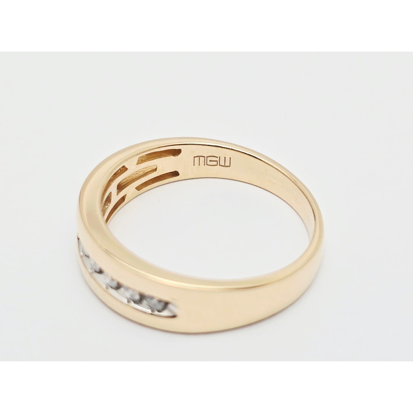 14K Yellow Gold Single Row Diamond Wedding Band Ring