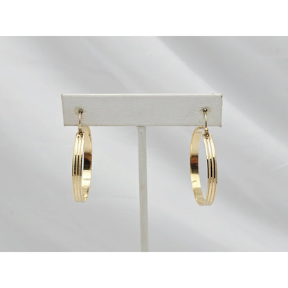 Medium 14K Yellow Gold Diamond Cut Round Hoop Earrings