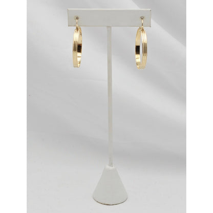 Medium 14K Yellow Gold Diamond Cut Round Hoop Earrings