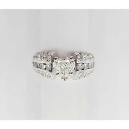 18K White Gold Heart Cut Diamond Ring