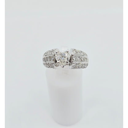 18K White Gold Heart Cut Diamond Ring