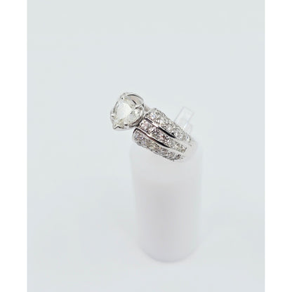 18K White Gold Heart Cut Diamond Ring