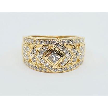 18K Yellow Gold Round & Square Cut Diamond Wide Band Ring