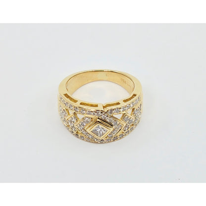 18K Yellow Gold Round & Square Cut Diamond Wide Band Ring