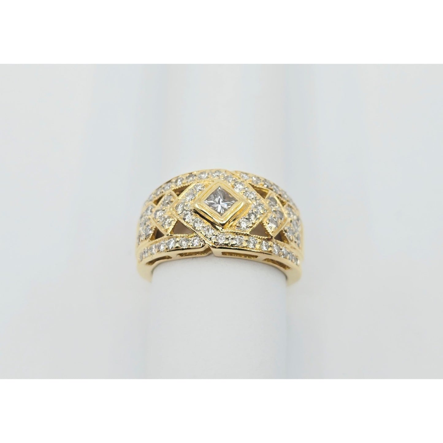18K Yellow Gold Round & Square Cut Diamond Wide Band Ring