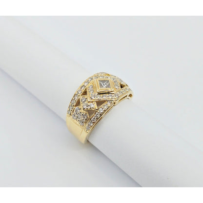 18K Yellow Gold Round & Square Cut Diamond Wide Band Ring