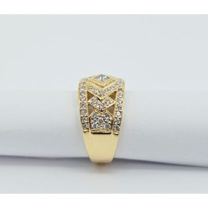 18K Yellow Gold Round & Square Cut Diamond Wide Band Ring