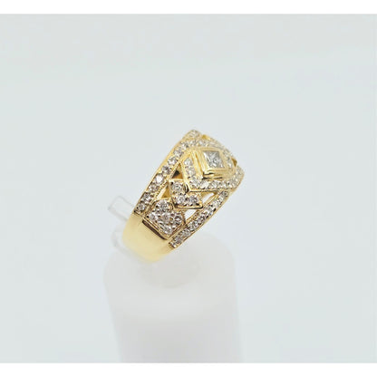 18K Yellow Gold Round & Square Cut Diamond Wide Band Ring