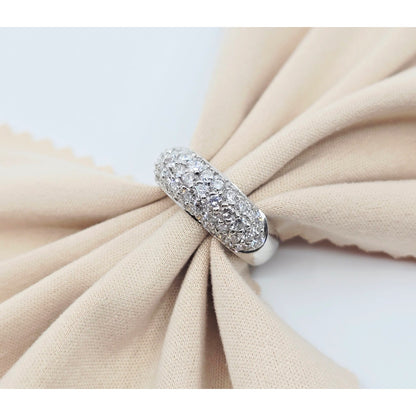 18K White Gold Round Cut Diamond Cluster Ring