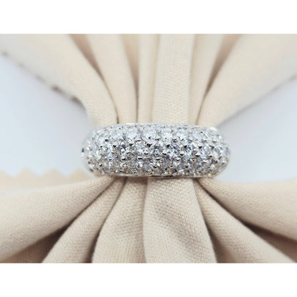 18K White Gold Round Cut Diamond Cluster Ring