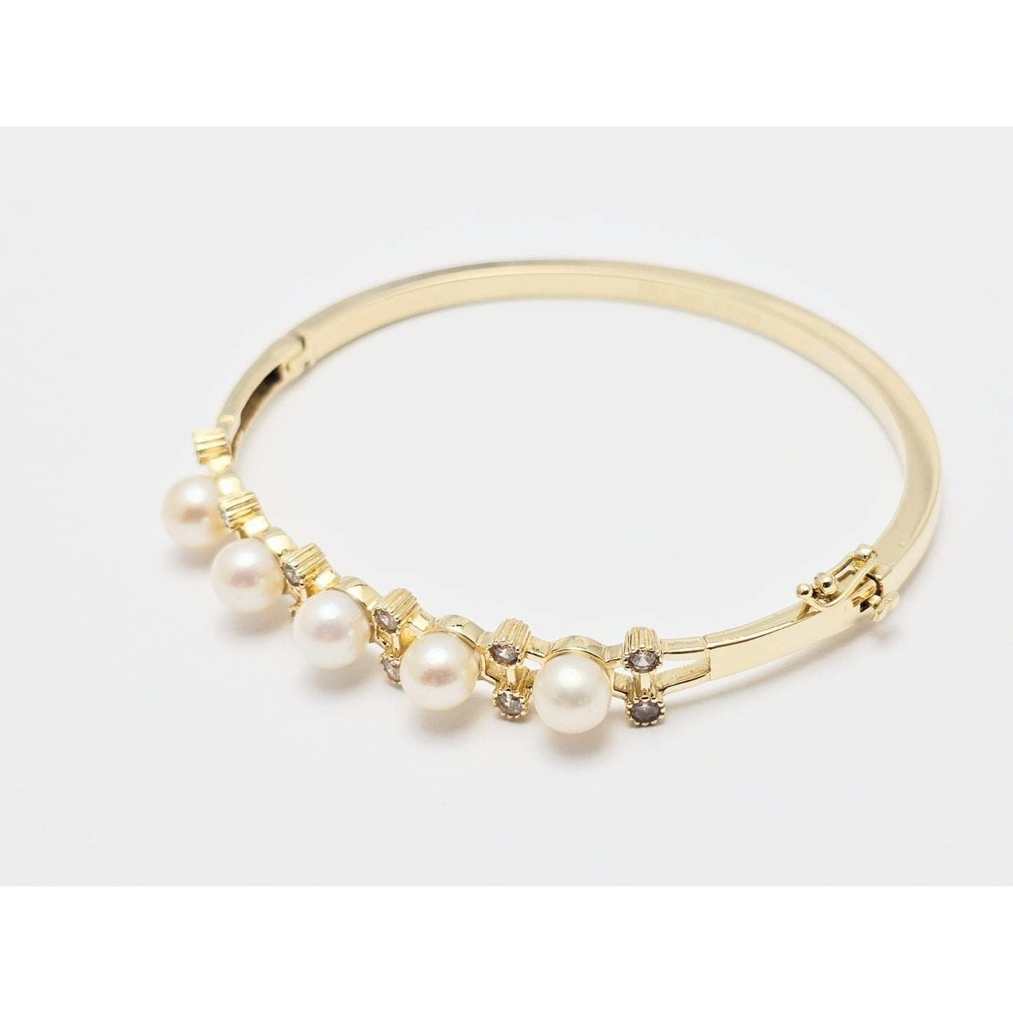 14K Yellow Gold Pearl & CZ Bangle Bracelet