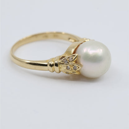 18K Yellow Gold Diamond & Pearl Ring