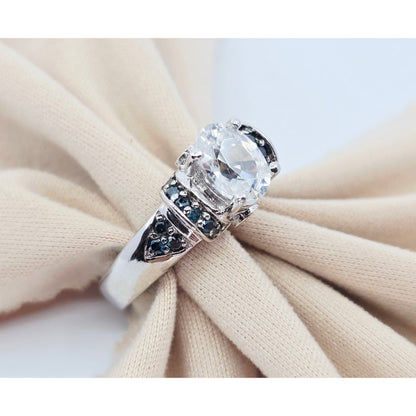 14K White Gold Clear Gemstone & Green Diamond Ring