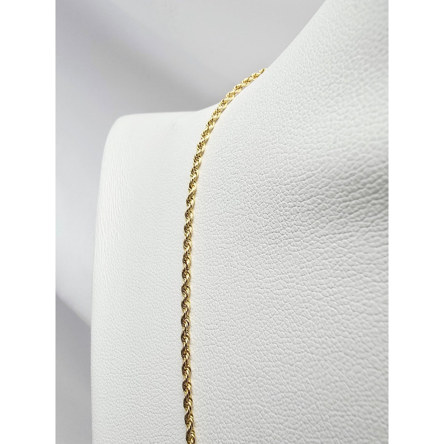 14K Yellow Gold Rope Chain Necklace