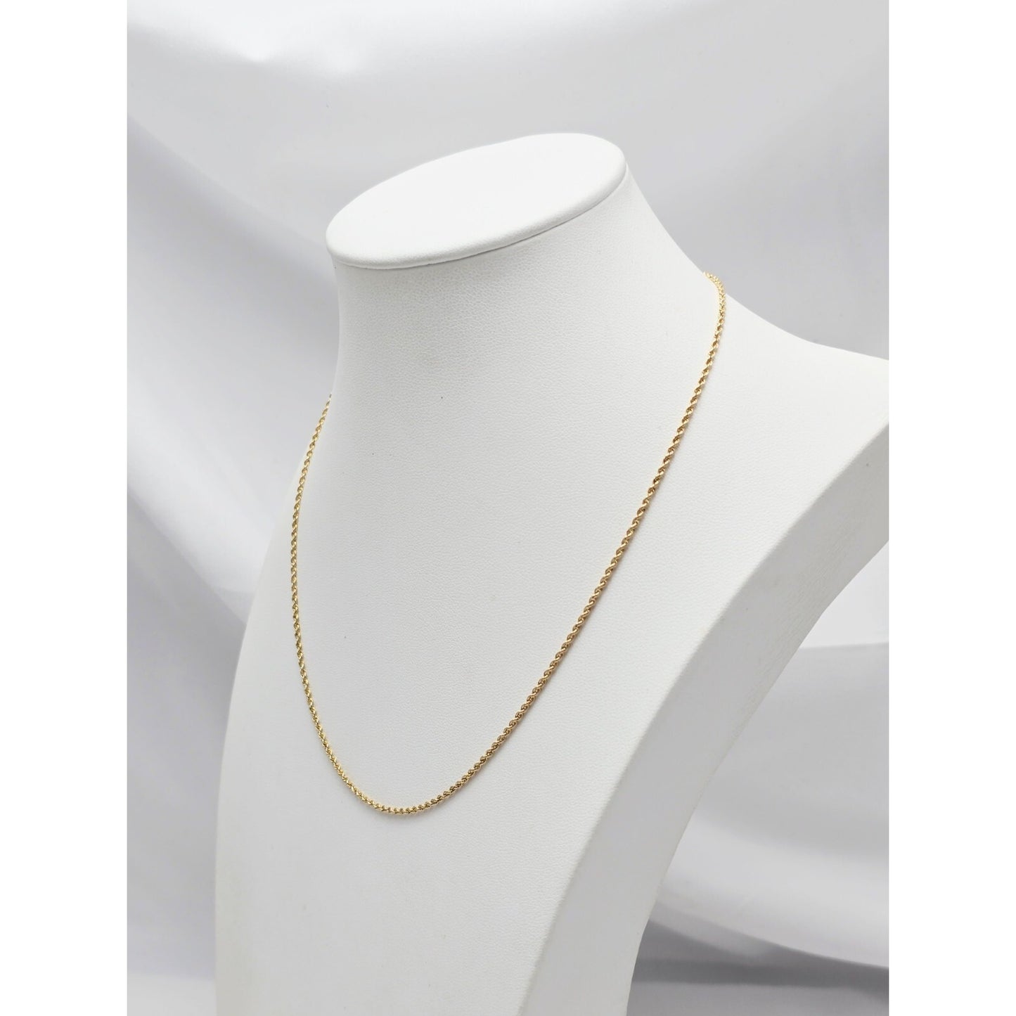 14K Yellow Gold Rope Chain Necklace