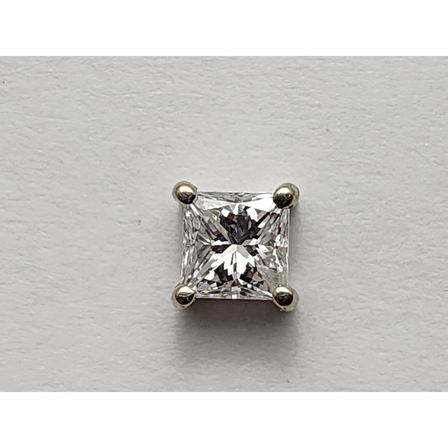 Single 14K White Gold Square Princess Cut Diamond Screw Back Stud Earring