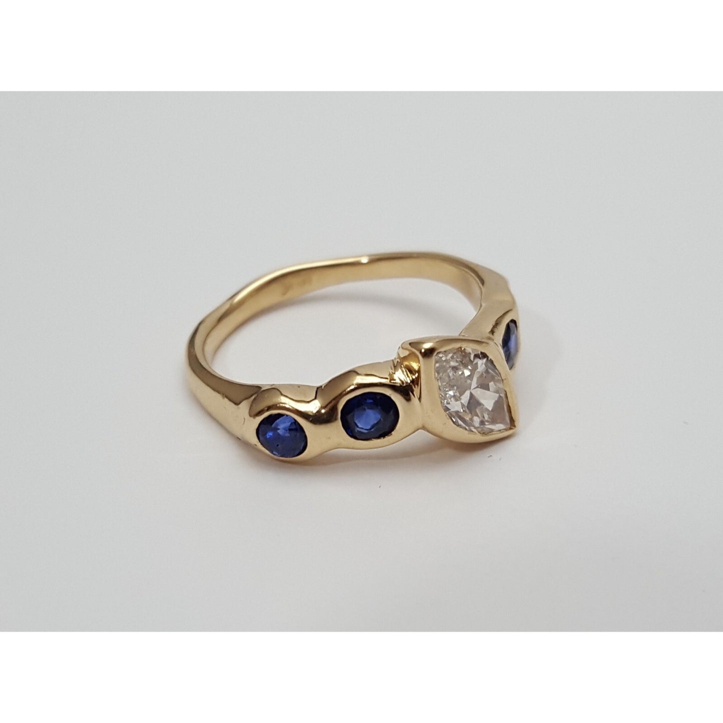 Vintage 14K Yellow Gold Marquise Diamond & Round Sapphire Ring