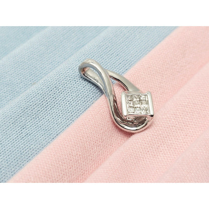 10K White Gold Rhombus Diamond Charm Pendant