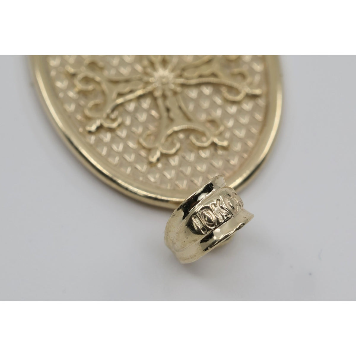 10K Yellow Gold Oval Armenian Cross Pendant Charm