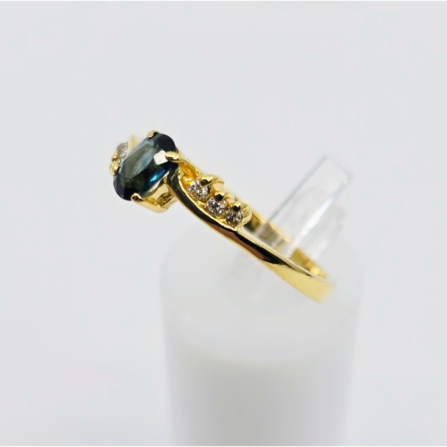 14K Yellow Gold Oval Sapphire & Diamond Ring