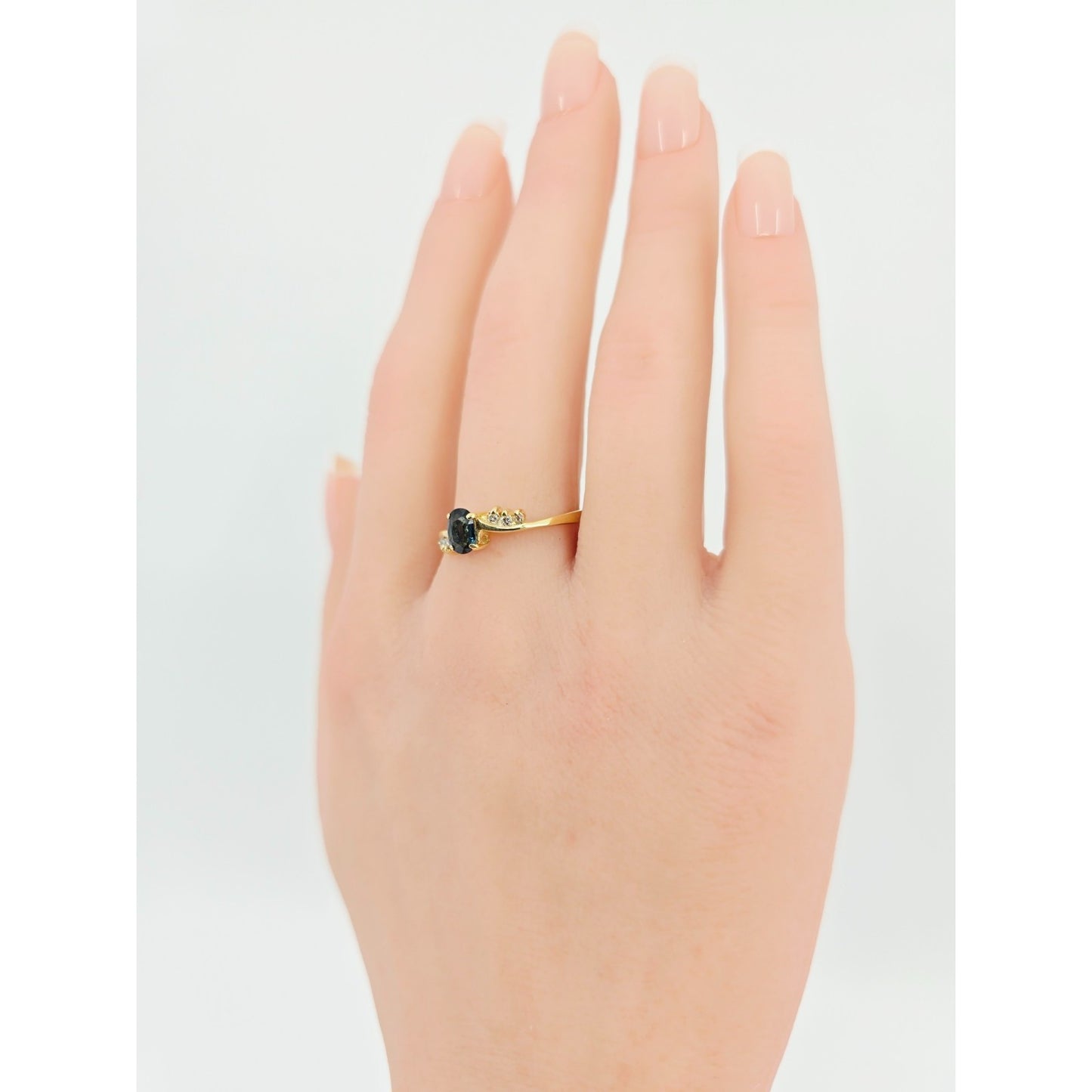 14K Yellow Gold Oval Sapphire & Diamond Ring
