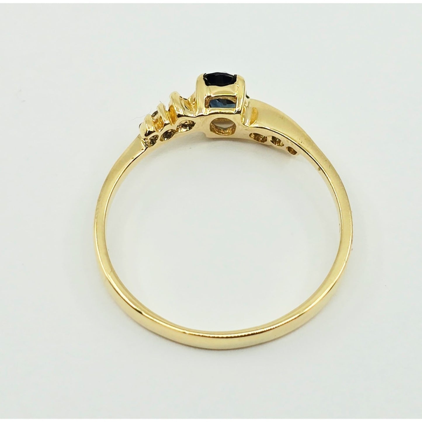 14K Yellow Gold Oval Sapphire & Diamond Ring