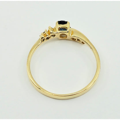 14K Yellow Gold Oval Sapphire & Diamond Ring
