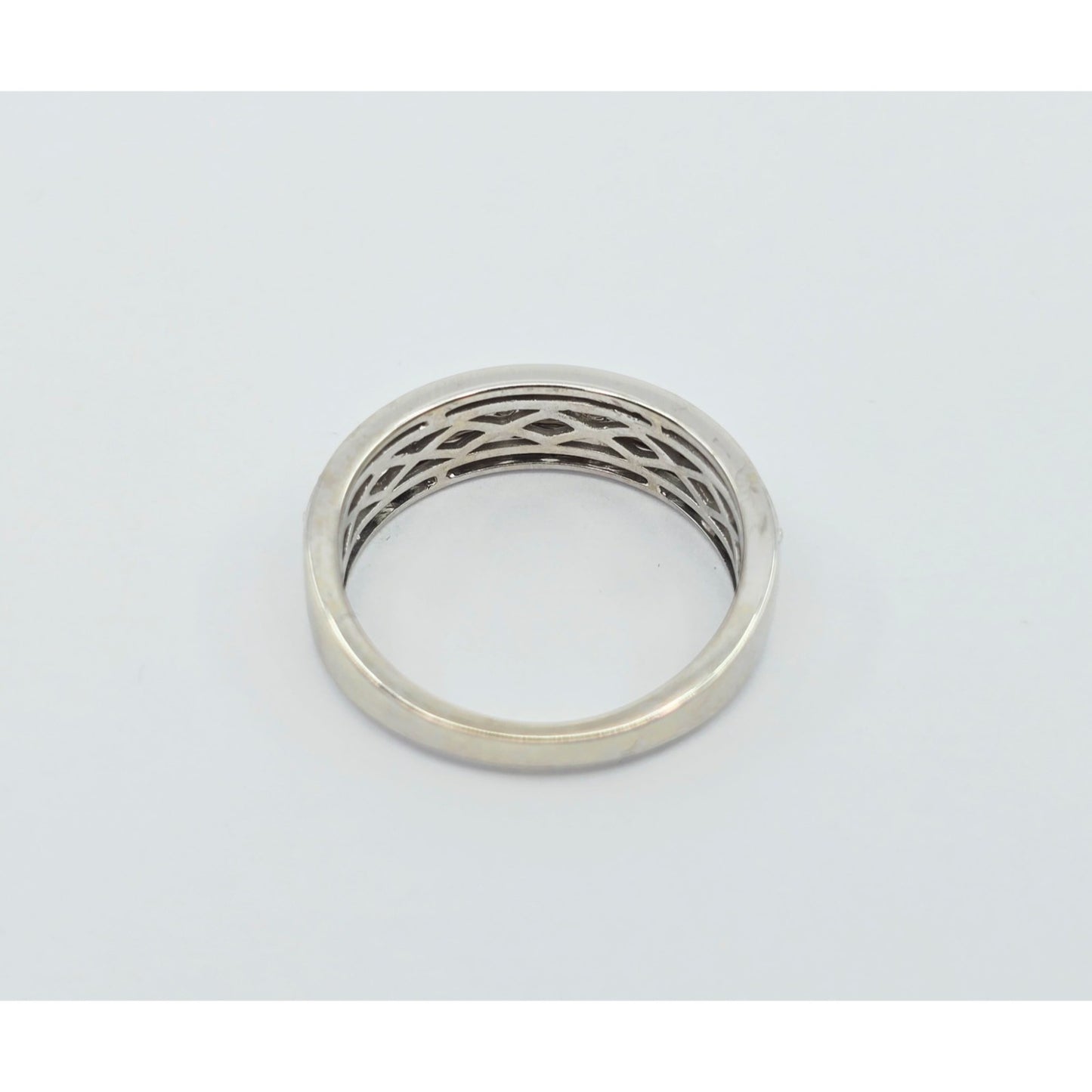 14K White Gold Diamond Wedding Band Ring