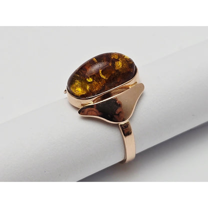 Vintage 14K Rose Gold Oval Amber Ring