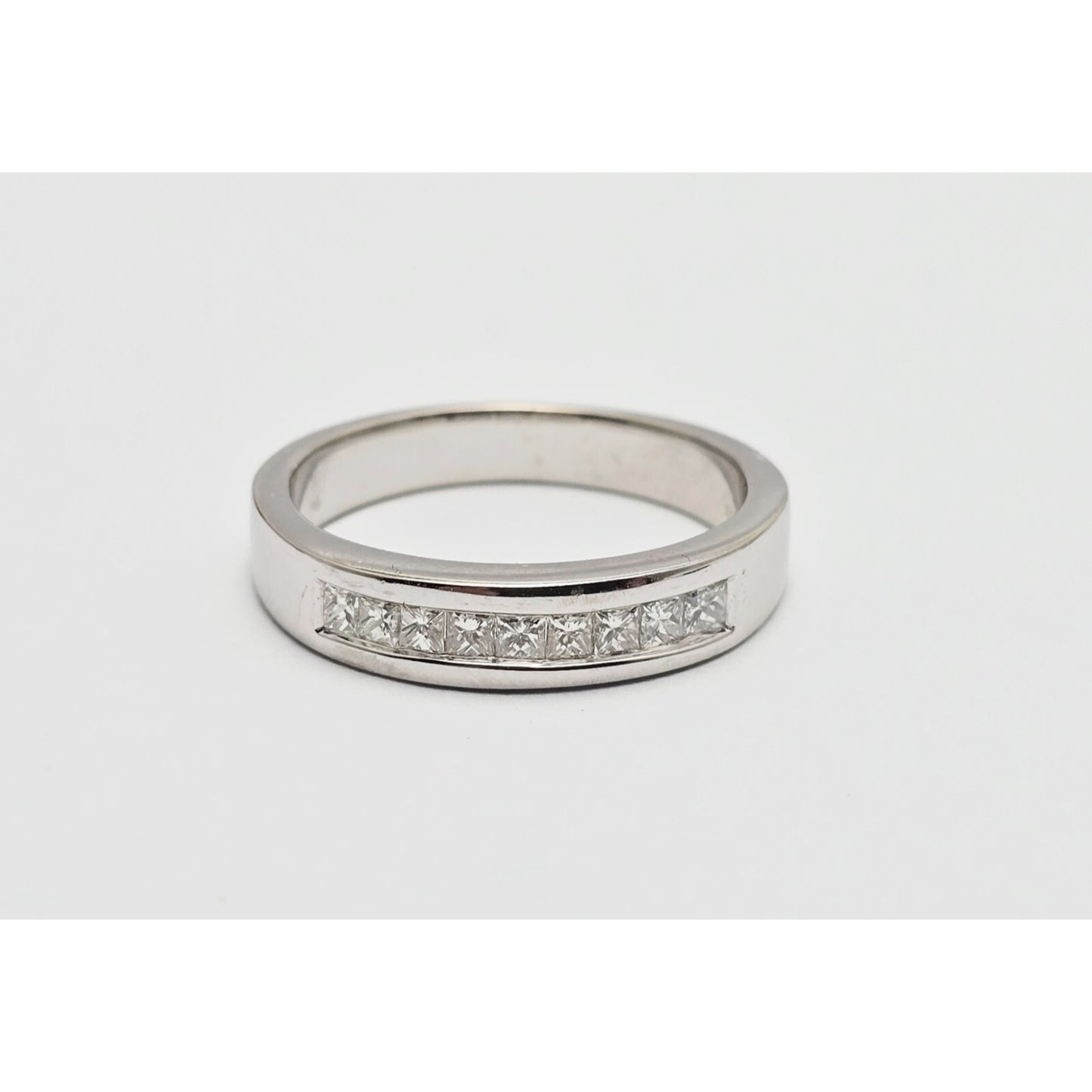 14K White Gold Single Row Princess Cut Diamond Wedding Band Ring