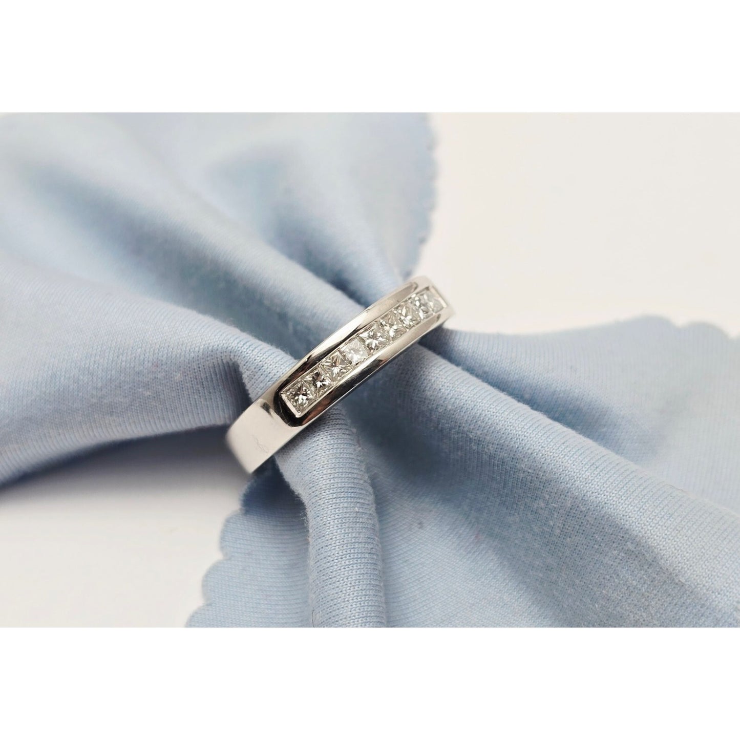 14K White Gold Single Row Princess Cut Diamond Wedding Band Ring