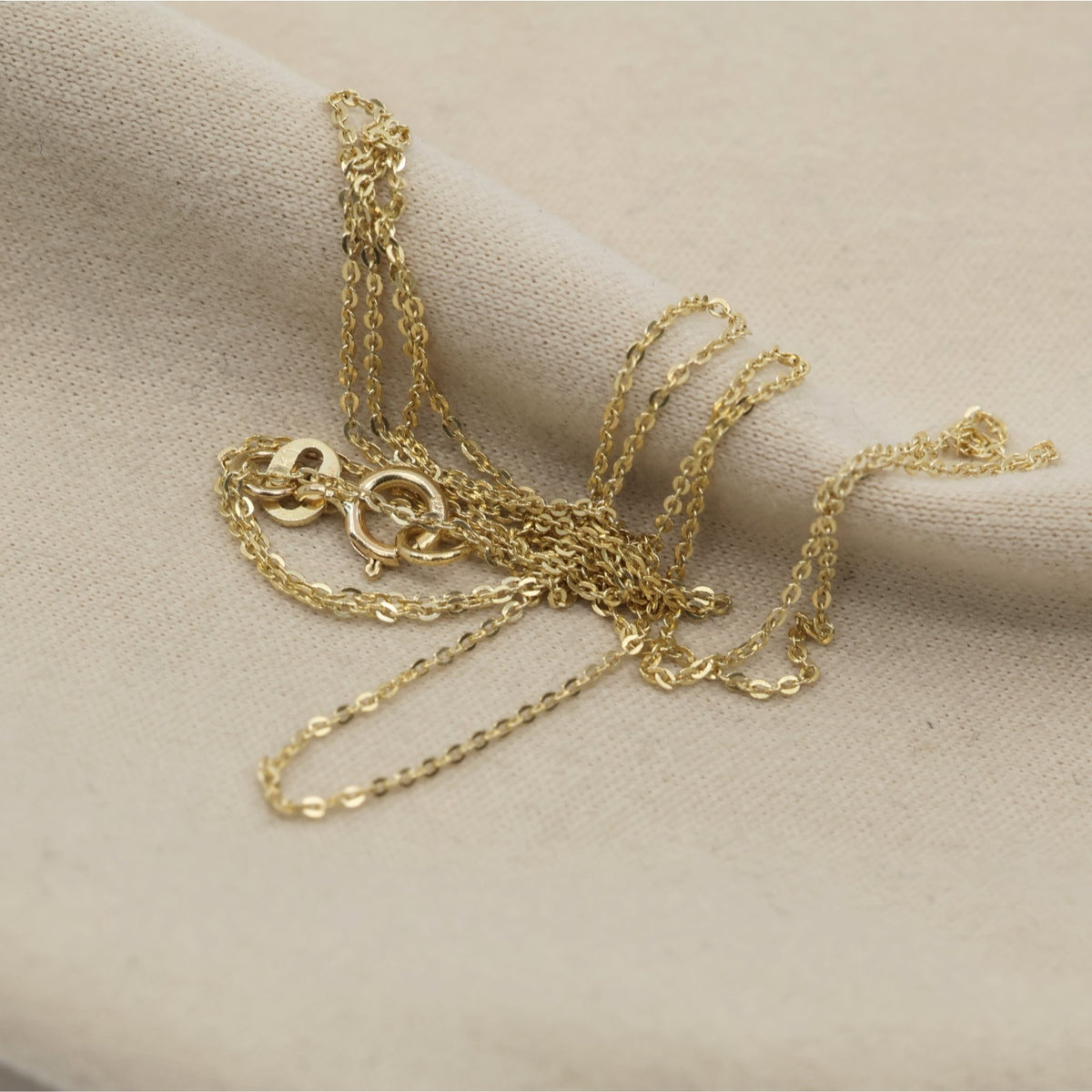Thin 10K Yellow Gold Cable Link Chain Necklace