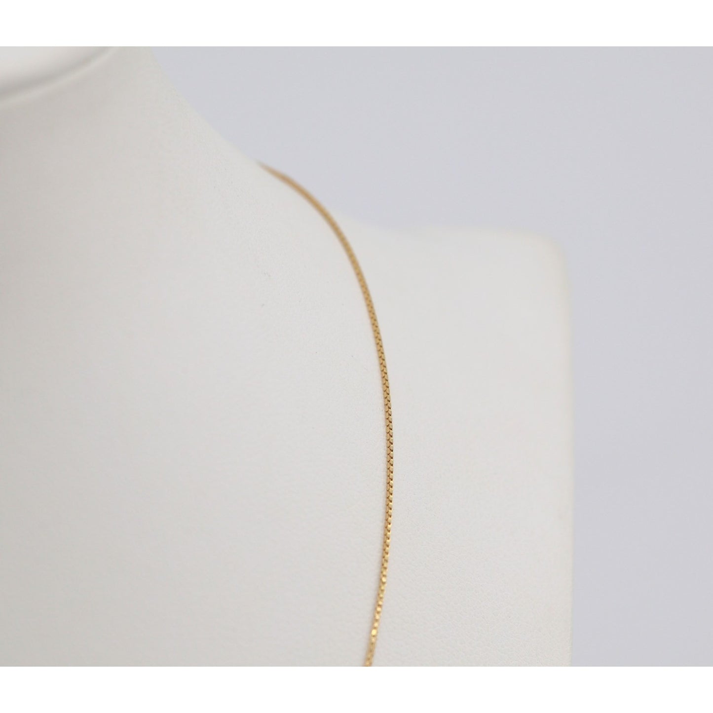 14K Yellow Gold Box Link Chain Necklace