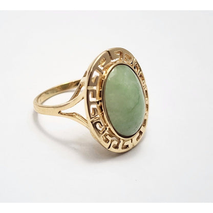 14K Yellow Gold Oval Jadeite Jade Ring