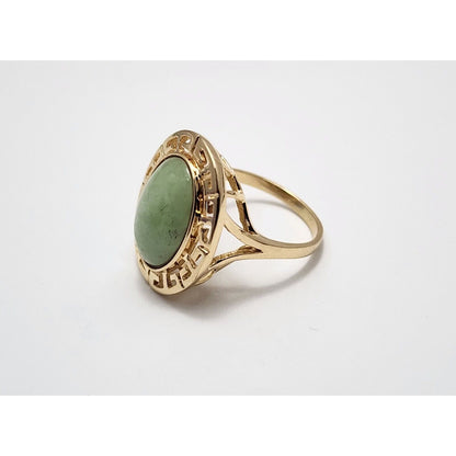 14K Yellow Gold Oval Jadeite Jade Ring