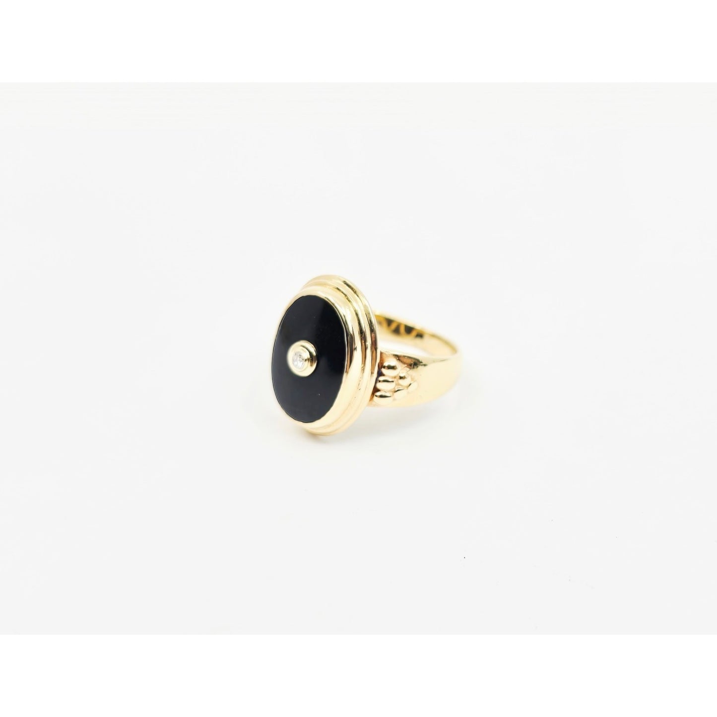 14K Yellow Gold Oval Shaped Onyx & Diamond Ring