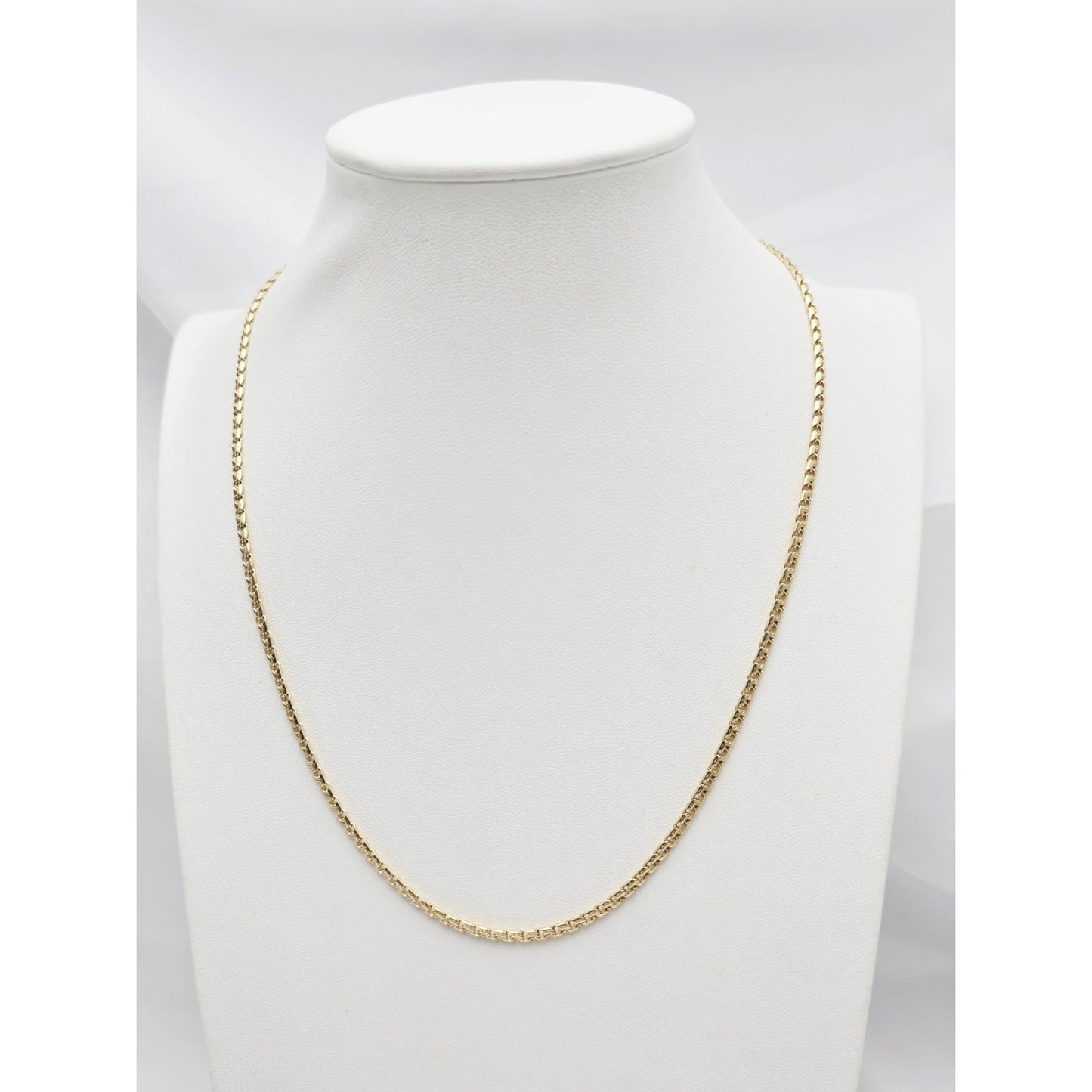 14K Yellow Gold Bismark Link Chain Necklace