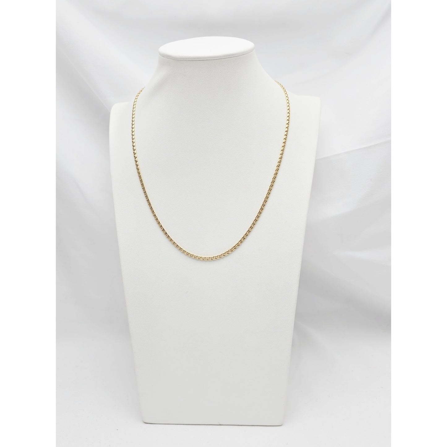 14K Yellow Gold Bismark Link Chain Necklace