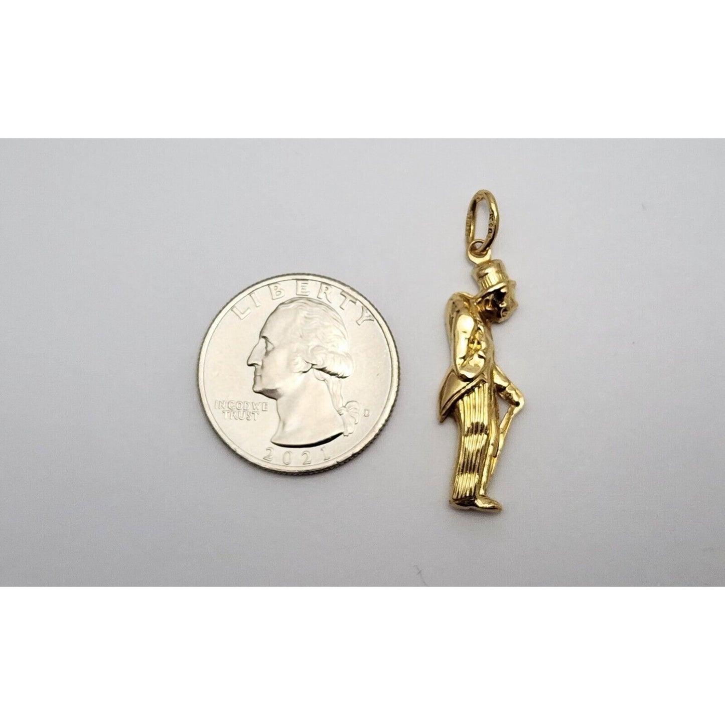 18K Yellow Gold Gobbo Good Luck Charm Pendant